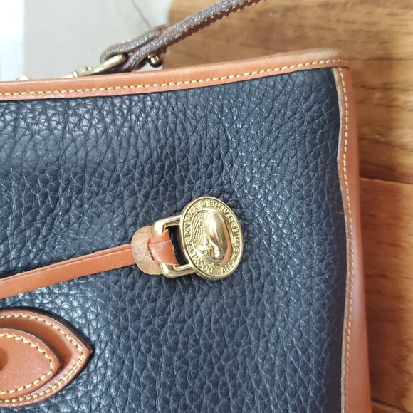 Dooney & Bourke All Weather Leather Vintage Satchel - Picture 2 of 15